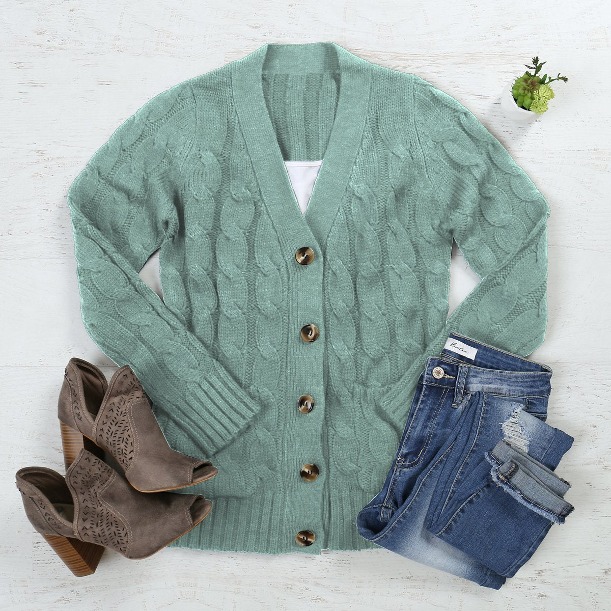 Cable Knit Sweater With Pockets