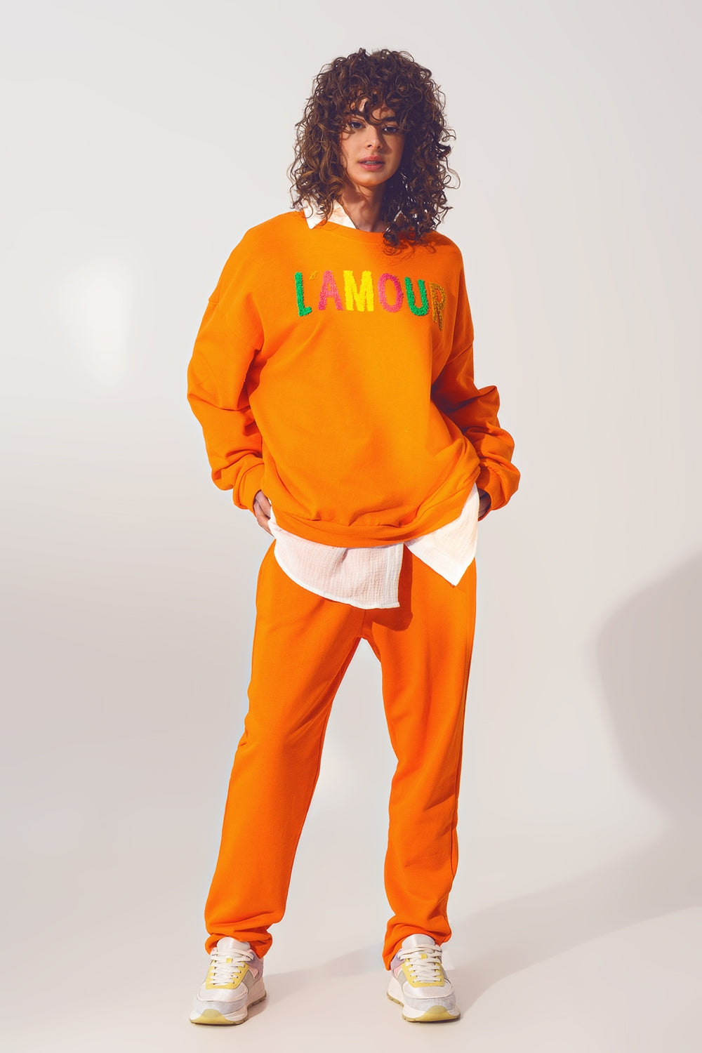 l'Amour Text Sweatshirt in Orange